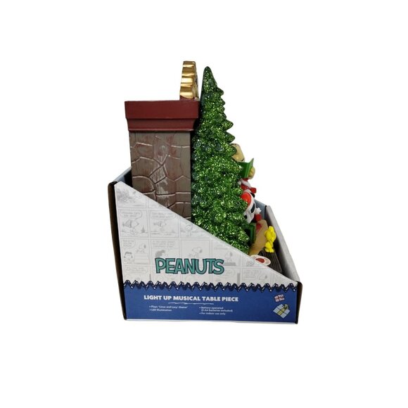 Peanuts Charlie Brown and Snoopy Cozy Fireplace Musical Decoration Lights Up New - Picture 2 of 6